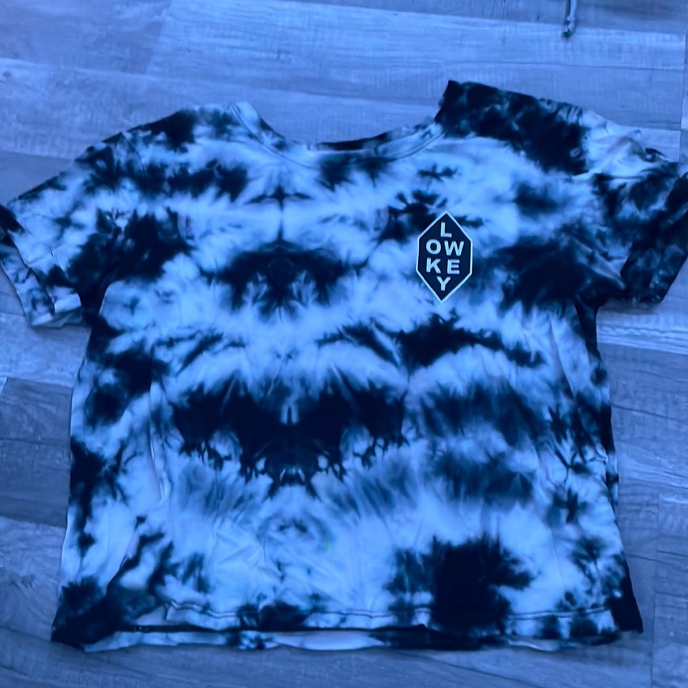 black and white tie dye shirt